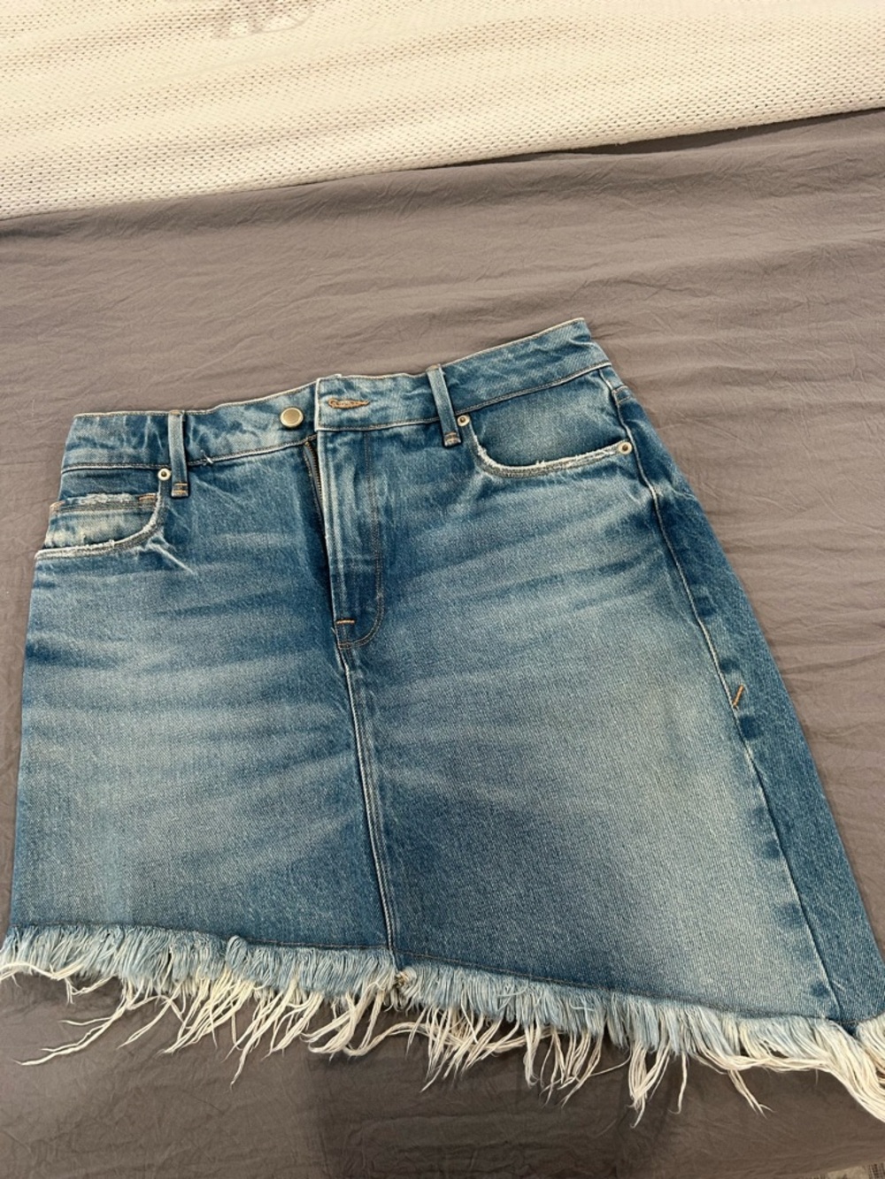 Good American Asymmetric Jean Skirt 27/4